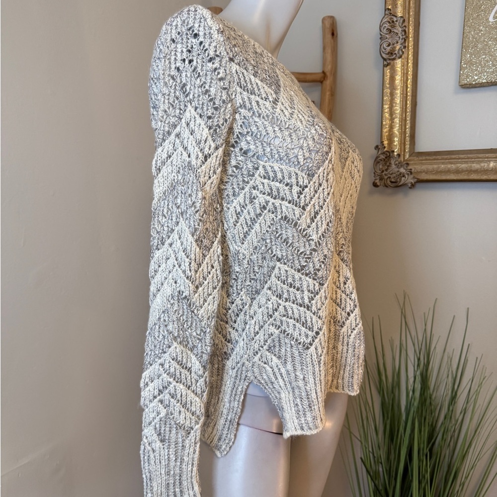 LUCKY BRAND Womens Metallic Silver Chevron Stripe Open Knit Sweater Size Small - Picture 3 of 7